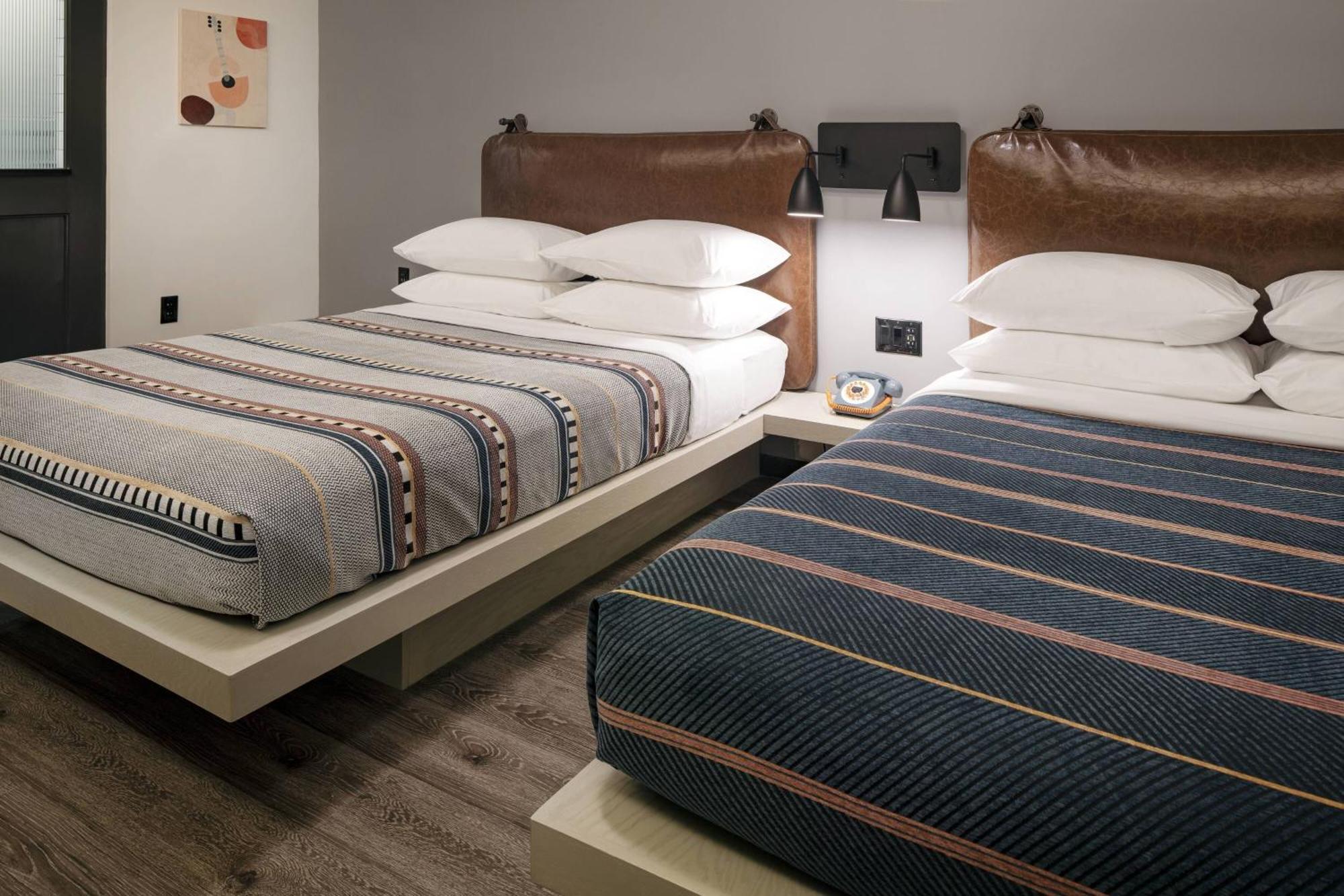 Moxy Nashville Vanderbilt Area Экстерьер фото